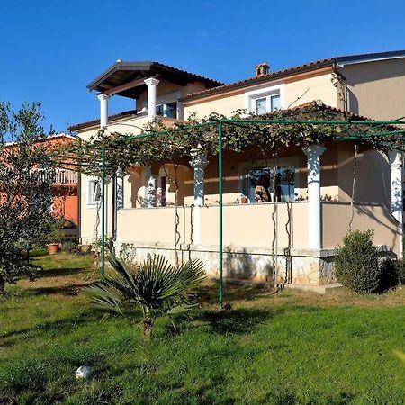 Marčana Comfortable Apartment Near Pula מראה חיצוני תמונה